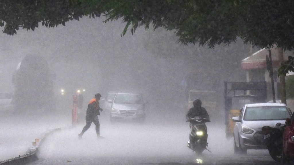 Heavy Rain And Alerts In Kerala