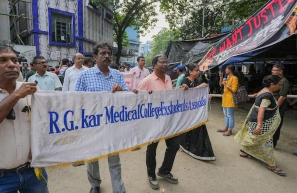 R G Kar Medical College Issue